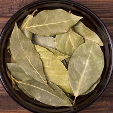 ورق الغار فوائد عظيمة يجهلها الكثيرين مواصفات استخدام ورق الغار